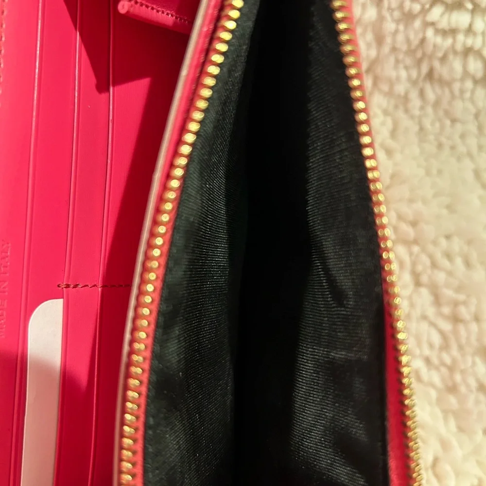 YSL Continental Leather Wallet in Pink